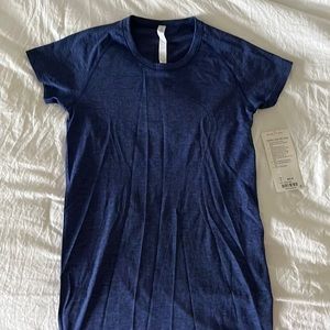 COPY - Lulu Lemon Swiftly Tech SS Crew Size 8, Navy Blue